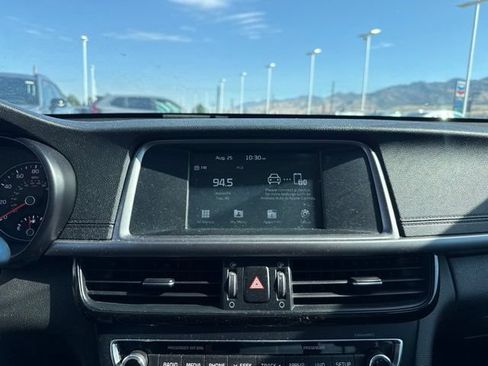 Used 2018 Kia Optima LX FWD image 17