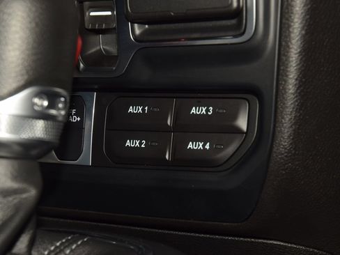 Used 2024 Jeep Wrangler Unlimited Sport AWD/4WD image 35