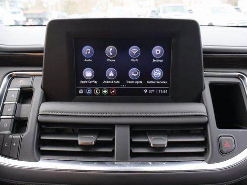 Used 2023 Chevrolet Suburban LS w/ Max Trailering Package image 7