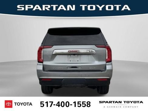 Used 2023 GMC Yukon XL SLT AWD/4WD image 6