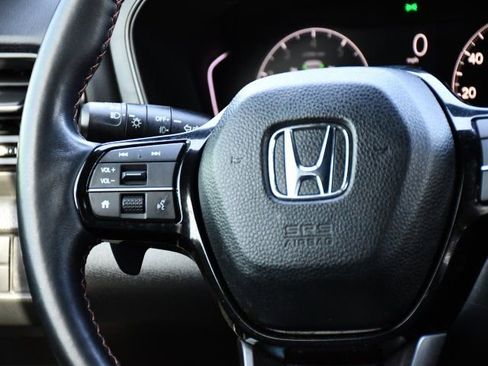 Used 2023 Honda Pilot TrailSport image 23