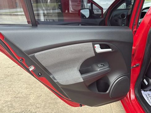 Used 2014 Honda Insight EX image 13