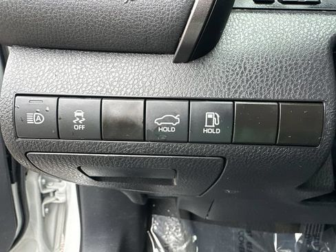 Used 2023 Toyota Camry SE AWD/4WD image 27