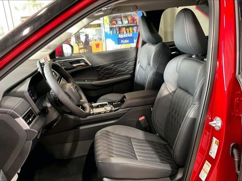 New 2026 Mitsubishi Outlander SEL FWD image 9