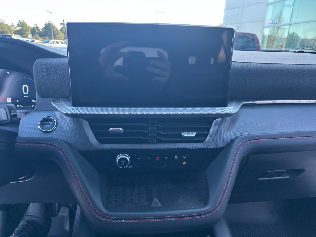 Used 2025 Ford Explorer ST AWD/4WD image 17