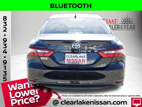 Used 2022 Toyota Camry LE image 6