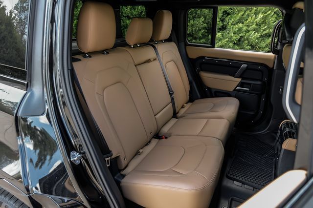 New 2026 Land Rover Defender 110 X-Dynamic SE AWD/4WD image 49