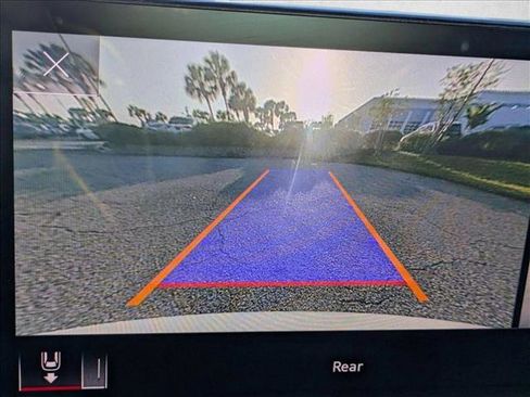 Used 2023 Audi Q5 2.0T Premium Plus w/ Premium Plus Package image 11