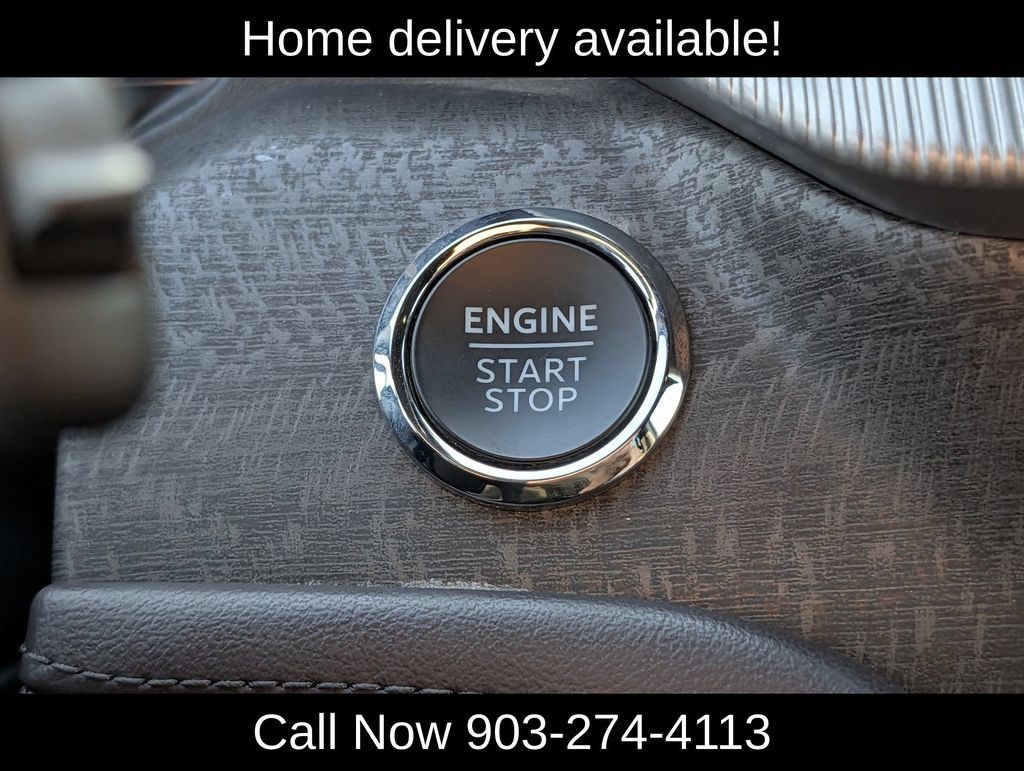 Used 2026 Ford Explorer Platinum RWD image 19
