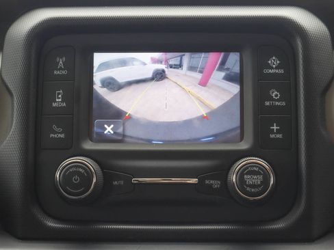 Used 2019 Jeep Wrangler Unlimited Sport AWD/4WD image 11