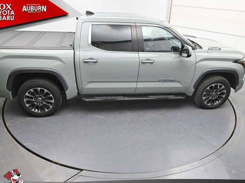 Used 2024 Toyota Tundra Limited AWD/4WD image 29