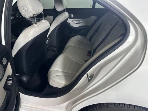 Used 2017 Mercedes-Benz C 300 4MATIC Sedan image 23