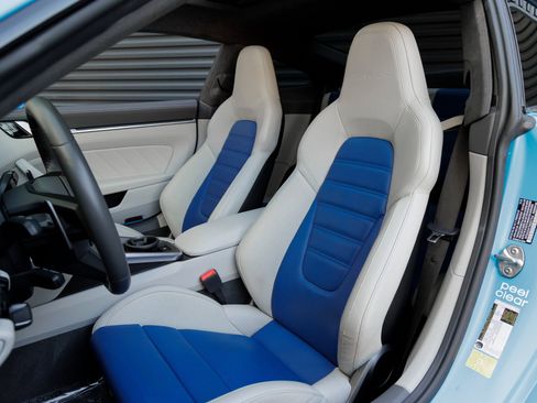 Used 2021 Porsche 911 Turbo S image 5