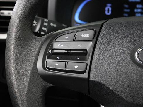 Used 2026 Hyundai Venue SE image 23