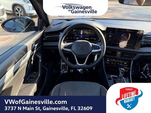 Certified 2025 Volkswagen Jetta Sport image 14