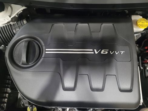 Used 2022 Jeep Cherokee Limited w/ Elite Package image 30