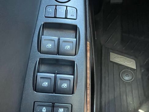 Used 2019 Chevrolet Tahoe Premier w/ Premier Plus Edition AWD/4WD image 21