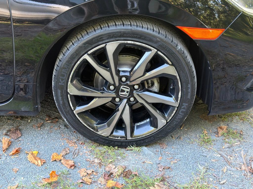 Used 2019 Honda Civic Sport image 8