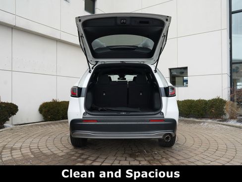 Used 2023 Honda HR-V Sport image 15