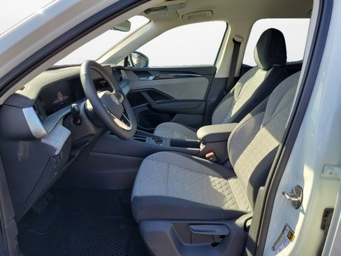 New 2026 Volkswagen Tiguan S FWD image 9