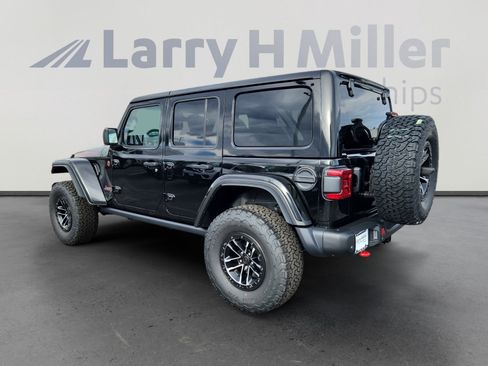 Used 2020 RAM ProMaster 2500 w/ RV Ready Prep Package image 4