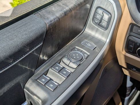 Used 2024 Ford F350 Lariat w/ Lariat Ultimate Package AWD/4WD image 29