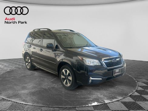 Used 2018 Subaru Forester 2.5i Limited AWD/4WD image 7