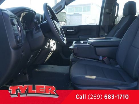 New 2026 Chevrolet Silverado 2500 Custom w/ Custom Value Package image 39