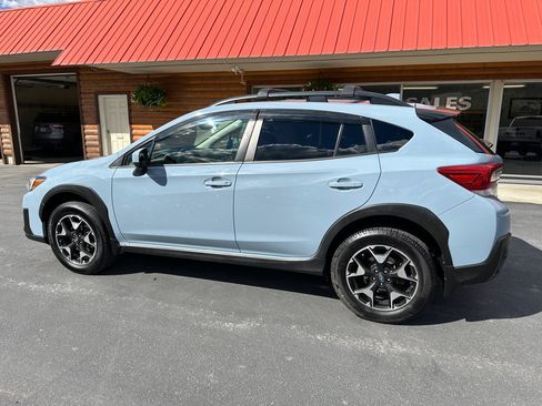Used 2020 Subaru Crosstrek 2.0i Premium w/ Moonroof Package 1 AWD/4WD image 5