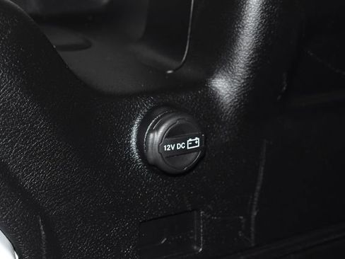 Used 2022 Jeep Wrangler Unlimited Sahara image 33