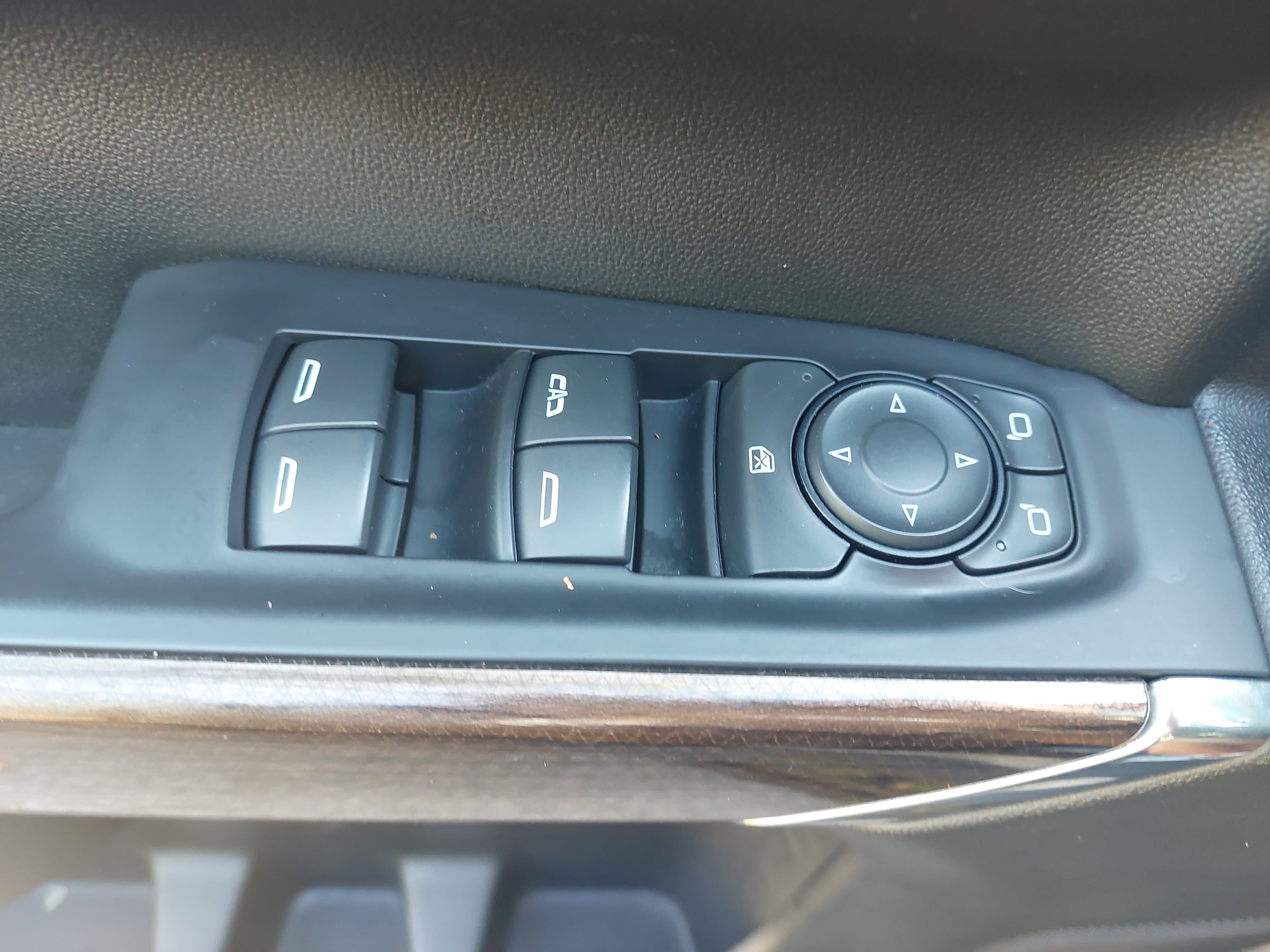 Used 2021 Chevrolet Silverado 1500 RST AWD/4WD image 26