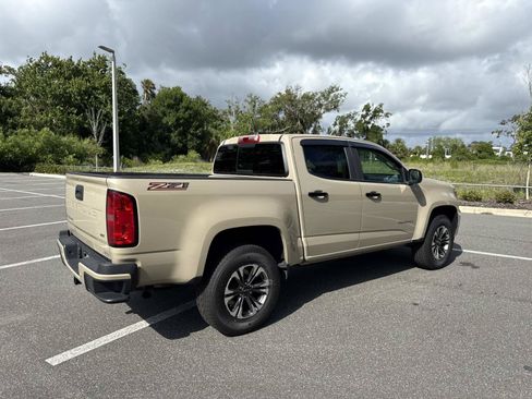 Used 2021 Chevrolet Colorado Z71 w/ Safety Package RWD image 3