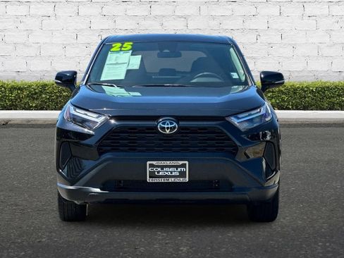 Used 2025 Toyota RAV4 LE AWD/4WD image 9