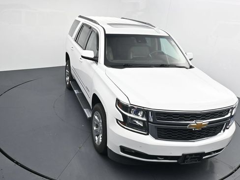 Used 2017 Chevrolet Tahoe LT w/ LT Signature Package AWD/4WD image 27