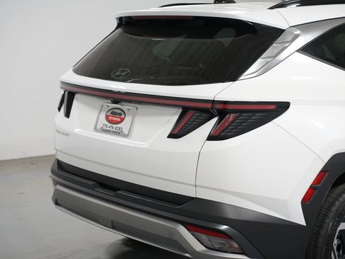 Used 2025 Hyundai Tucson Limited image 9