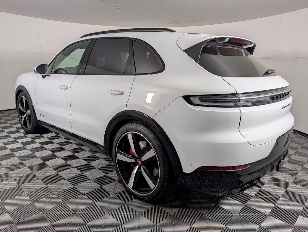 New 2026 Porsche Cayenne GTS AWD/4WD image 3