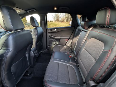 Used 2023 Ford Escape ST-Line Select w/ Tech Pack #2 image 28