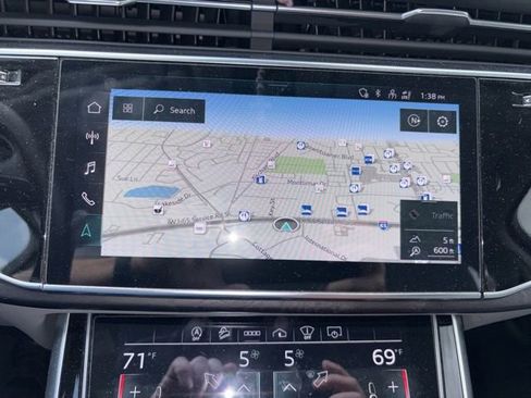 Used 2021 Audi Q7 3.0T Prestige image 14