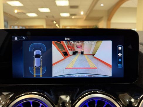 Certified 2025 Mercedes-Benz GLA 250 250 image 12