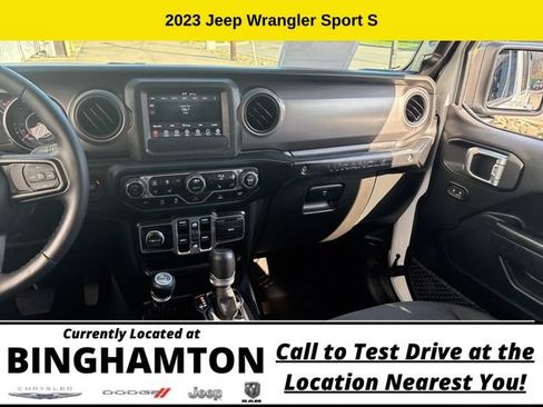 Used 2023 Jeep Wrangler Unlimited Sport AWD/4WD image 22