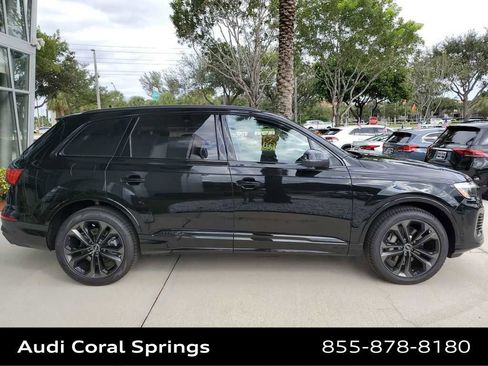 Certified 2025 Audi Q7 3.0T Premium Plus AWD/4WD image 9