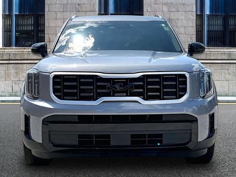 Used 2023 Kia Telluride S AWD/4WD image 3