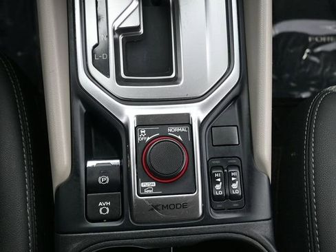 Used 2019 Subaru Forester Premium image 17