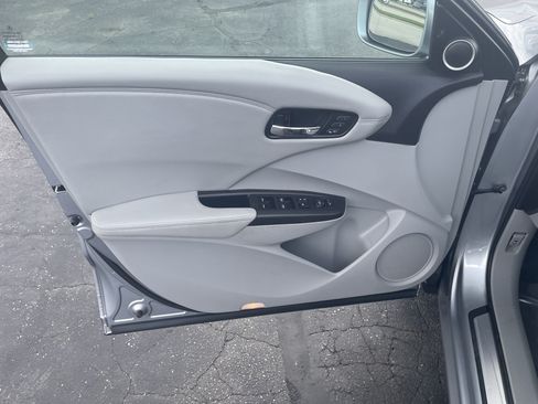 Used 2018 Acura RDX AWD w/ Technology Package image 11