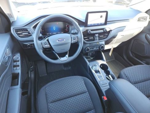 Used 2025 Ford Escape Active w/ Cold Weather Package image 17