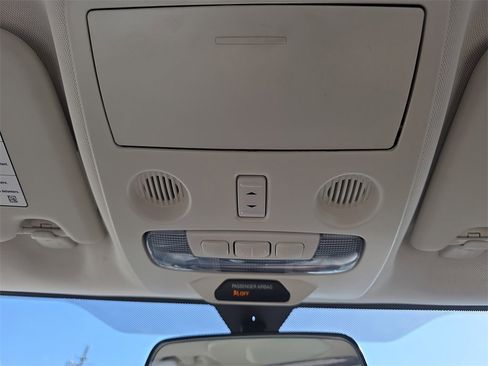 Certified 2021 Ford EcoSport SE image 29