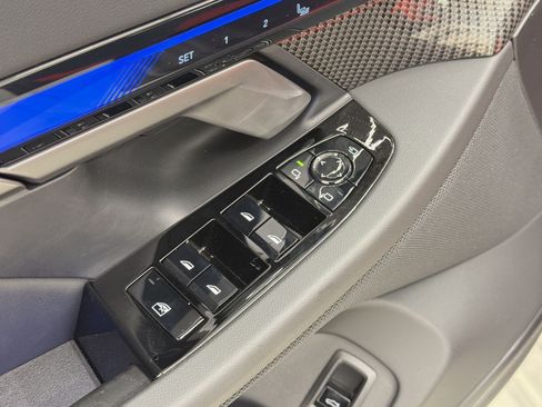 New 2027 BMW M5 Touring AWD/4WD image 17