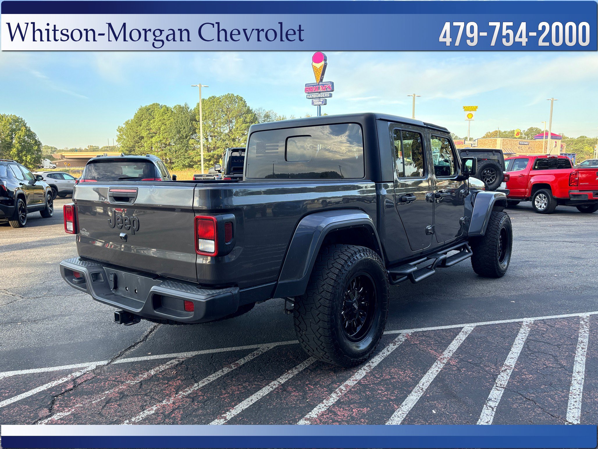 Used 2023 Jeep Gladiator Sport AWD/4WD image 6
