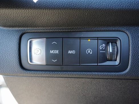 Used 2025 Chevrolet Traverse Z71 w/ LPO, Floor Liner Package image 30