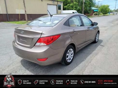 Used 2012 Hyundai Accent GLS FWD image 6